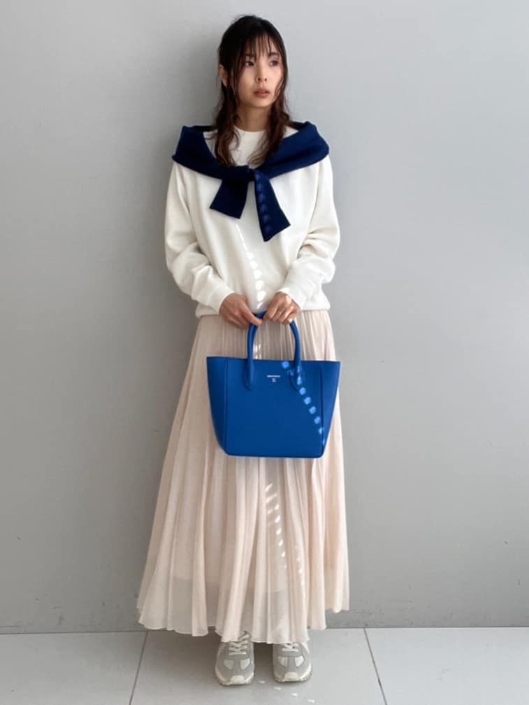 misaさんの「DRESSTERIOR｜◆ウォッシャブルコットンカシミヤプルオーバーニット」を使ったコーディネート