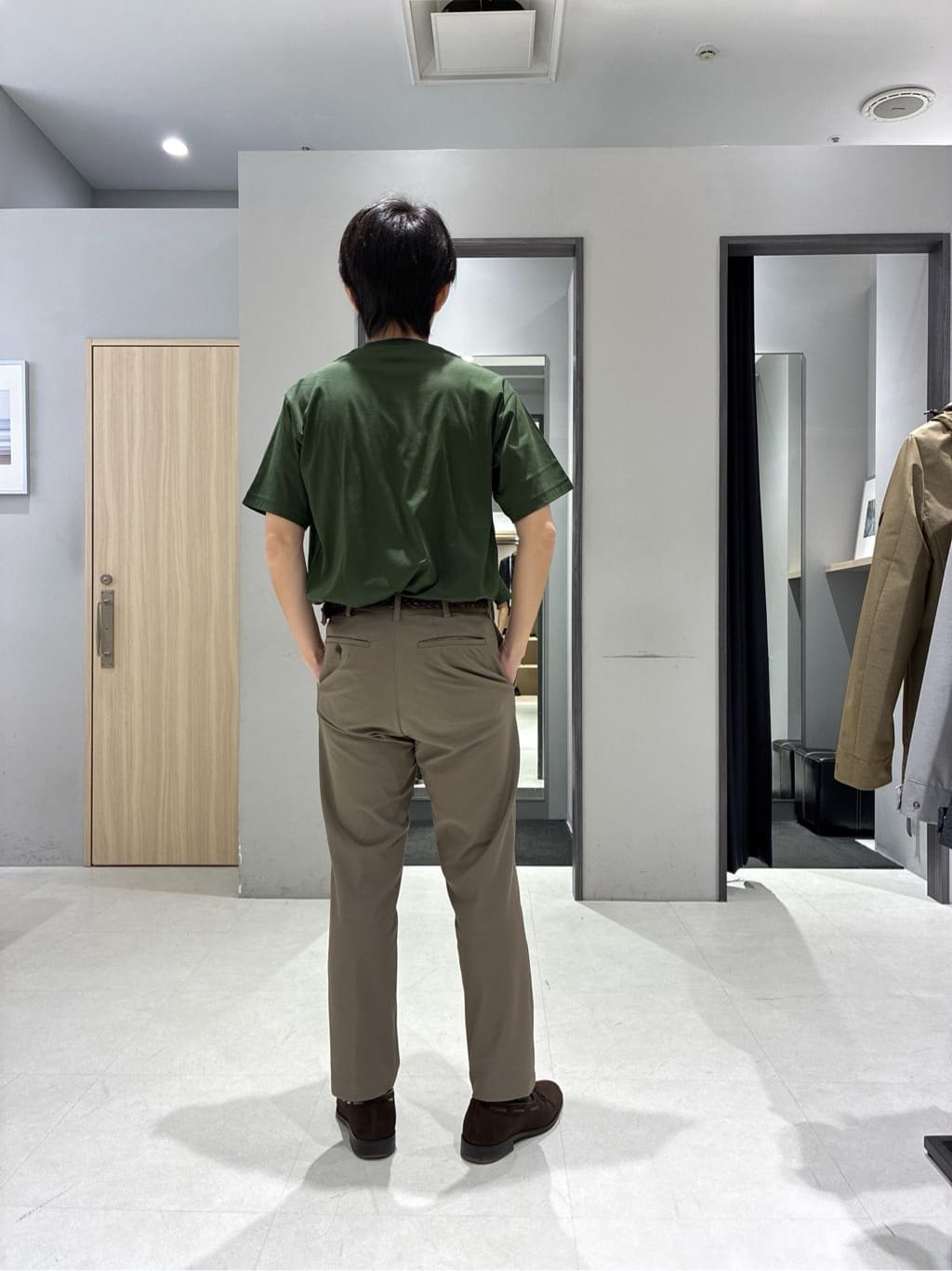 わいずみさんの「TAKEO KIKUCHI｜【360&deg;ストレッチ／セットアップ対応】None Of Stress ジャケット」を使ったコーディネート