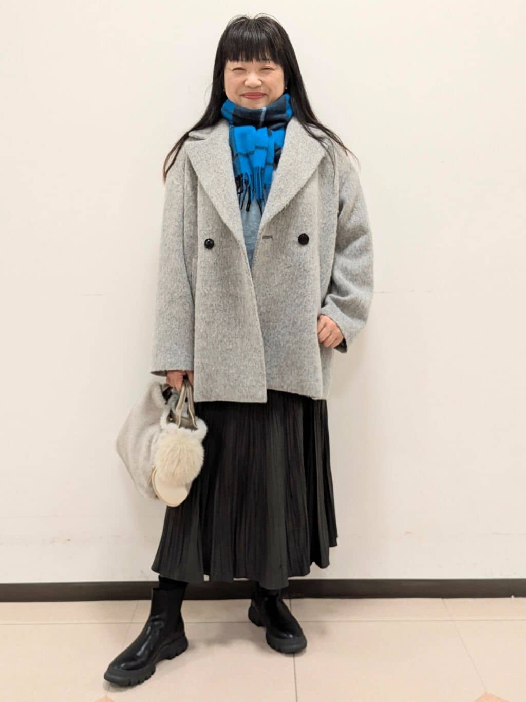 ともさんの「UNTITLED｜【大人な品格/ふわふわニット】フォックスカシミヤ コクーンニット」を使ったコーディネート