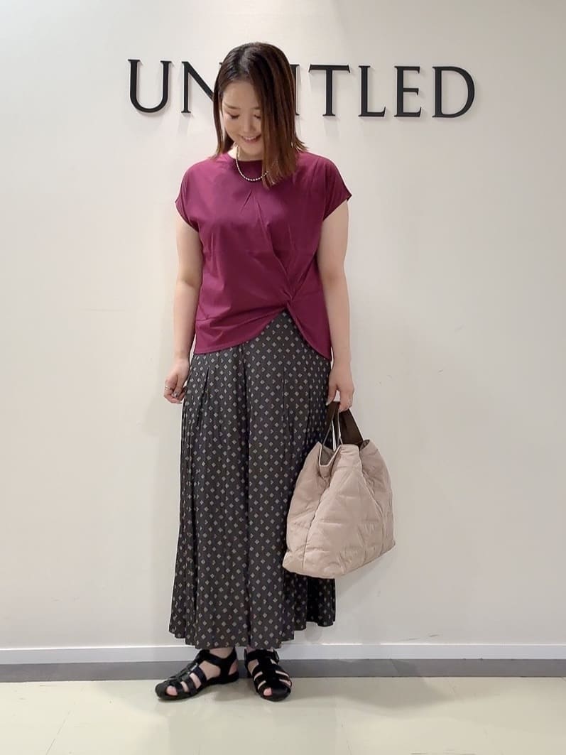 YUIさんの「UNTITLED｜【セットアップ可/ウエストゴム/リラクシー】スクエアジオメ柄スカーチョ」を使ったコーディネート