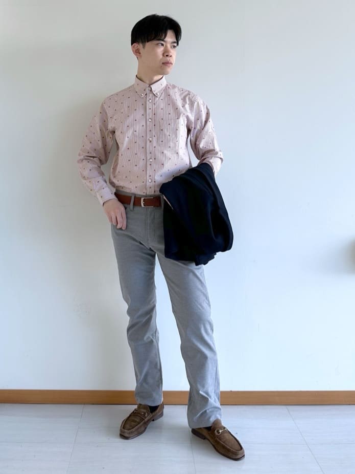 イッシーさんの「TAKEO KIKUCHI｜ハットモチーフ ジャカード ストライプ シャツ」を使ったコーディネート