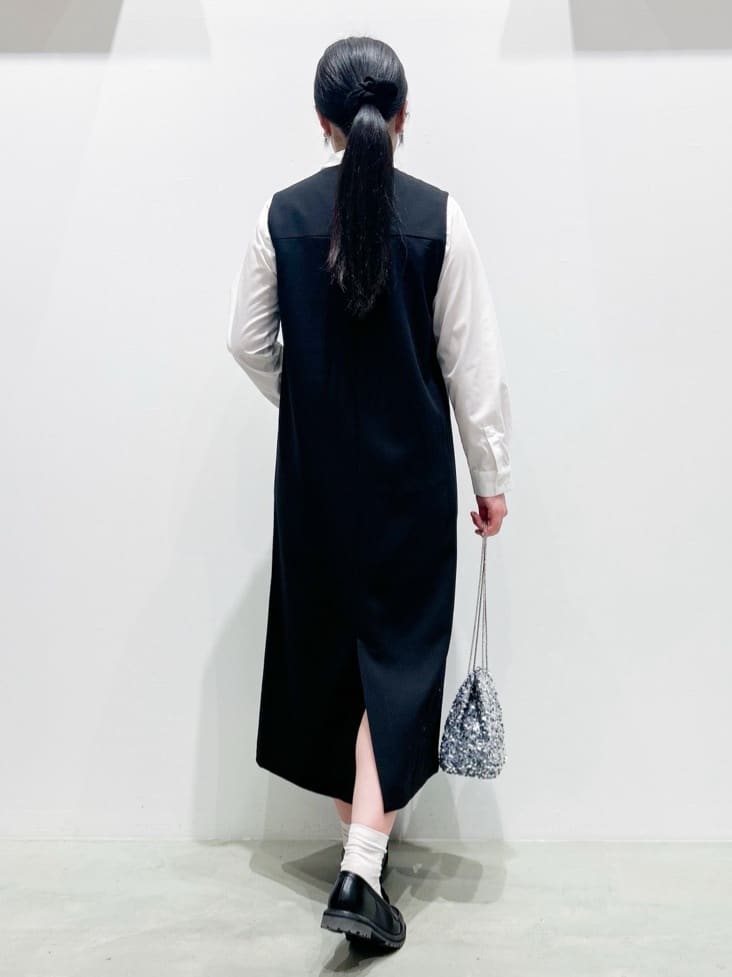seinaさんの「grove｜【2WAY/美シルエット】着こなし自在のジャンドレワンピース」を使ったコーディネート