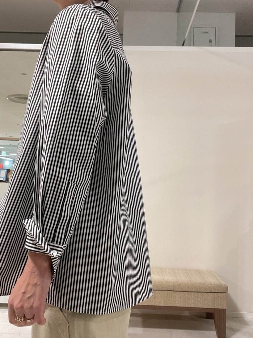 IWAMOさんの「UNTITLED｜【コットン100/洗える】サテンベイカーパンツ」を使ったコーディネート