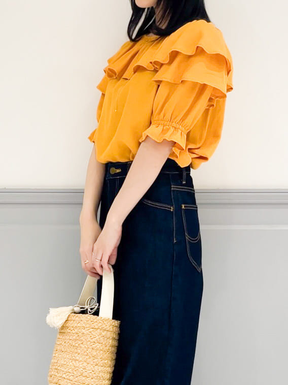 moeさんの「grove｜【Lee&times;grove別注】WIDE DENIM PANTS」を使ったコーディネート