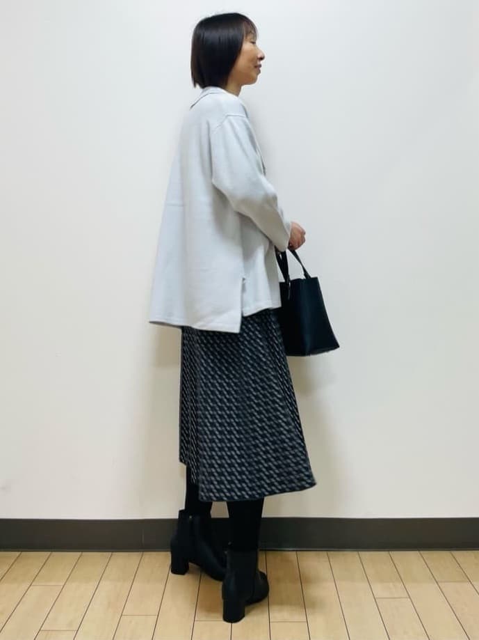Riiさんの「Reflect｜【ライトアウター／気軽な羽織に◎】オフボディカーディガン」を使ったコーディネート
