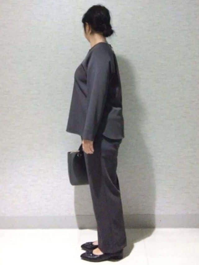 sakoさんの「Reflect｜【ウエスト総ゴム／セットアップ可】フルレングスストレートパンツ」を使ったコーディネート