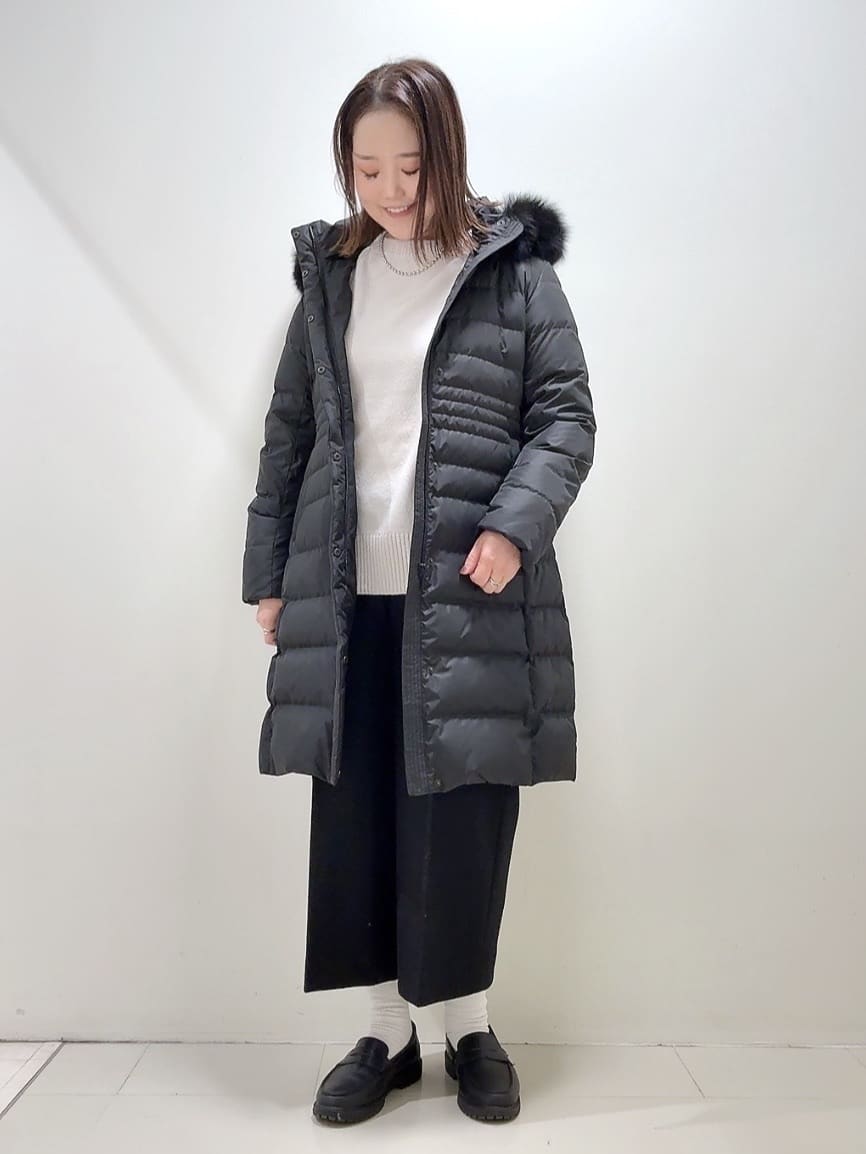 YUIさんの「UNTITLED｜【重ね着もおすすめ/洗える】ウールカシミヤ クルーネックニット」を使ったコーディネート