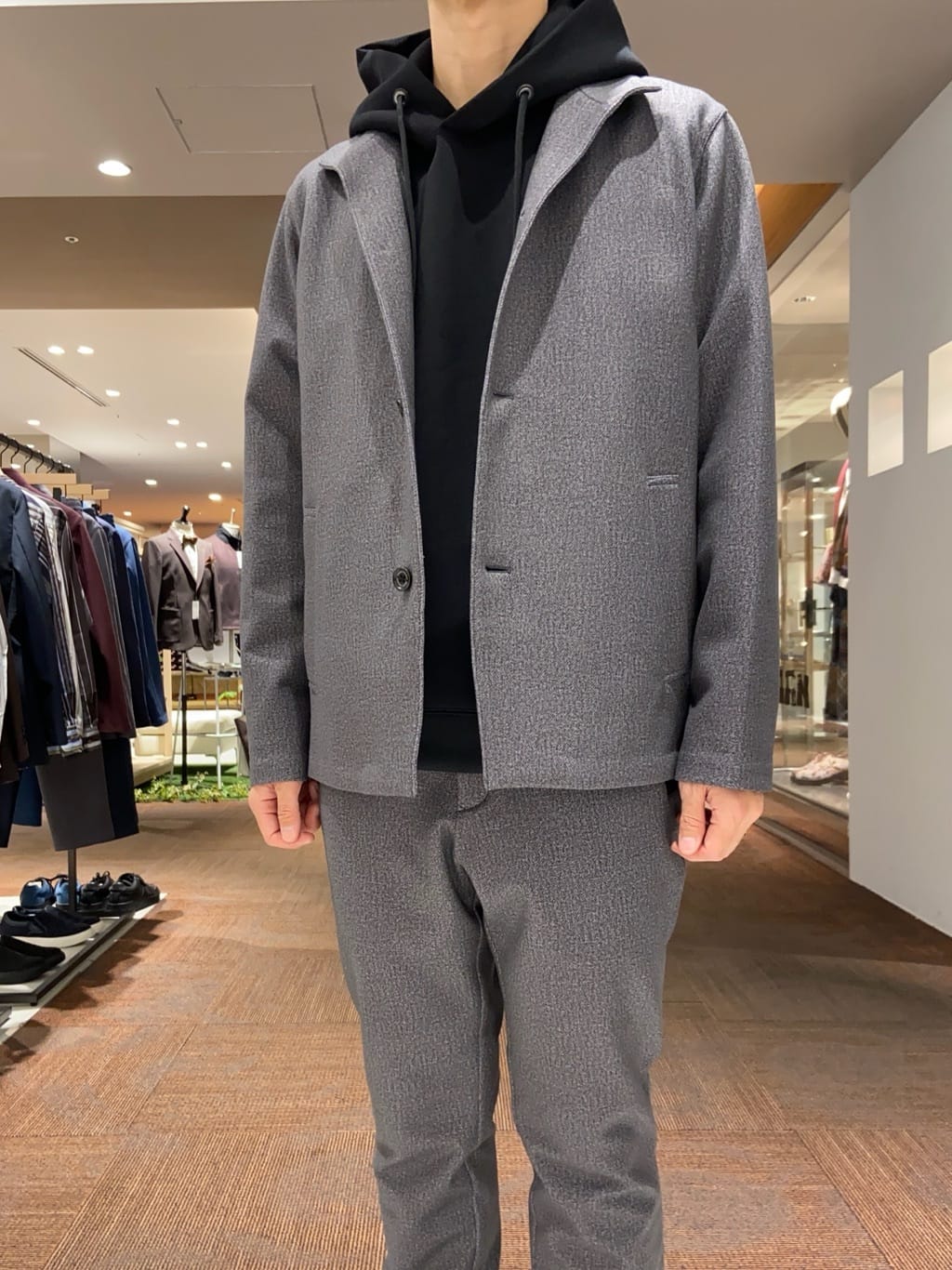 わいずみさんの「TAKEO KIKUCHI｜【DOWN FABRIC】ダウンファブリック スタンドカラーブルゾン」を使ったコーディネート