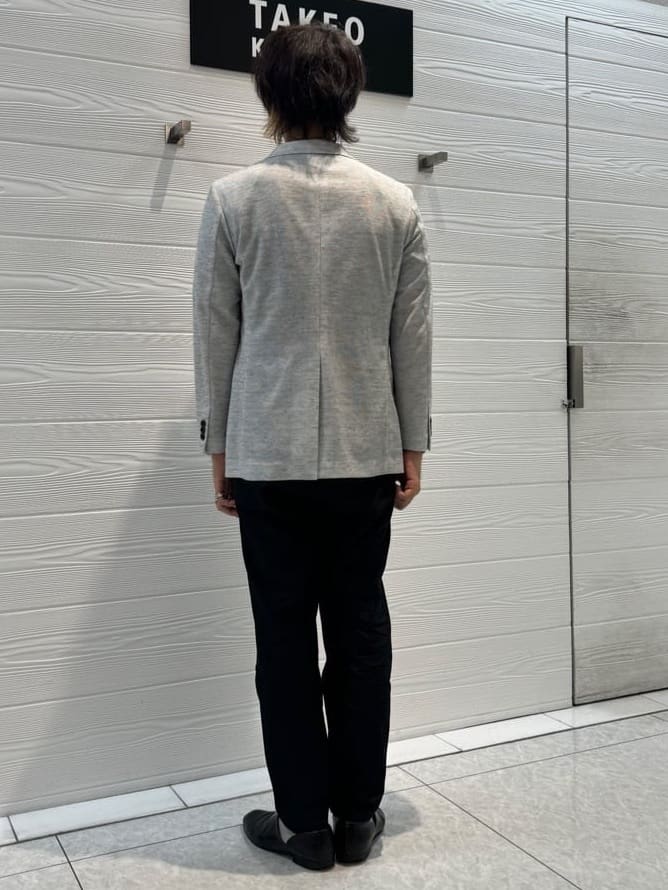井出恭輔さんの「TAKEO KIKUCHI｜【尾州織】リネンブレンド メッシュ ジャケット」を使ったコーディネート