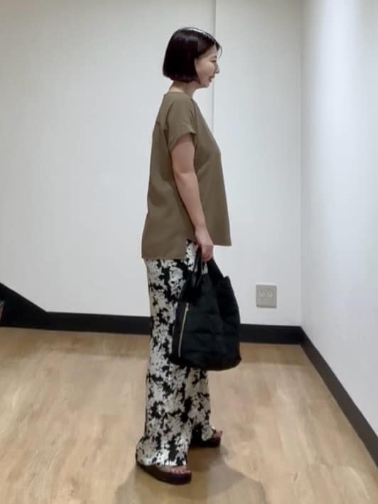 MIKIKOさんの「UNTITLED｜【セットアップ可/はっ水/通勤】リラククール 半袖ブラウス」を使ったコーディネート