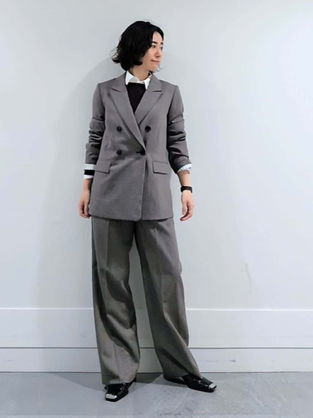 ミズタさんの「UNTITLED｜【8色展開/体型カバー】魅せるタイムレスニット」を使ったコーディネート