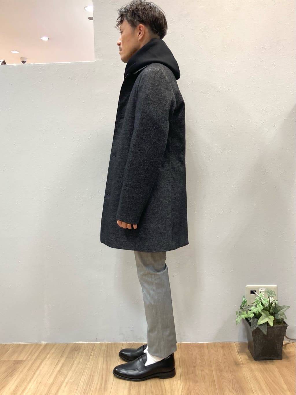 シュンさんの「TAKEO KIKUCHI｜【Sサイズ～】エアダン プルオーバー パーカ」を使ったコーディネート