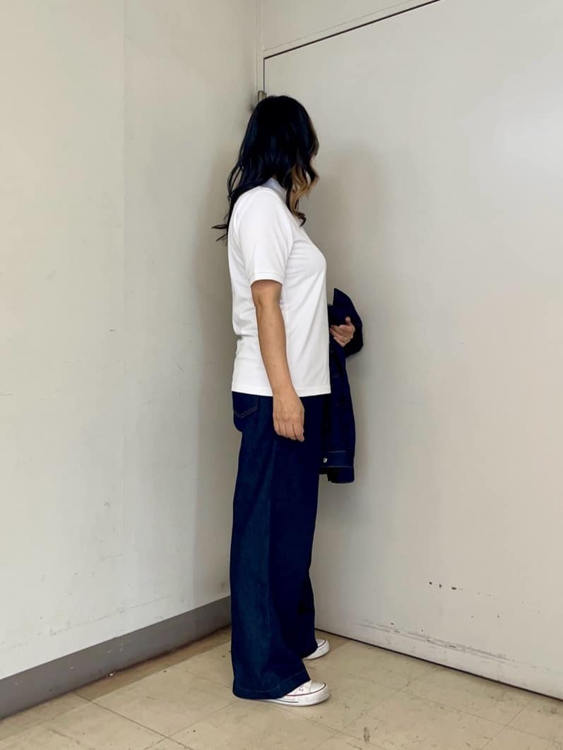 iwさんの「TAKEO KIKUCHI｜【COOL CITY WEAR】インドライ天竺モックネック プルオーバー /吸汗速乾」を使ったコーディネート