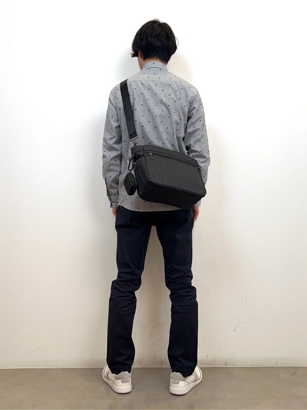 SHOSEIさんの「TAKEO KIKUCHI｜ハットモチーフ ジャカード ストライプ シャツ」を使ったコーディネート