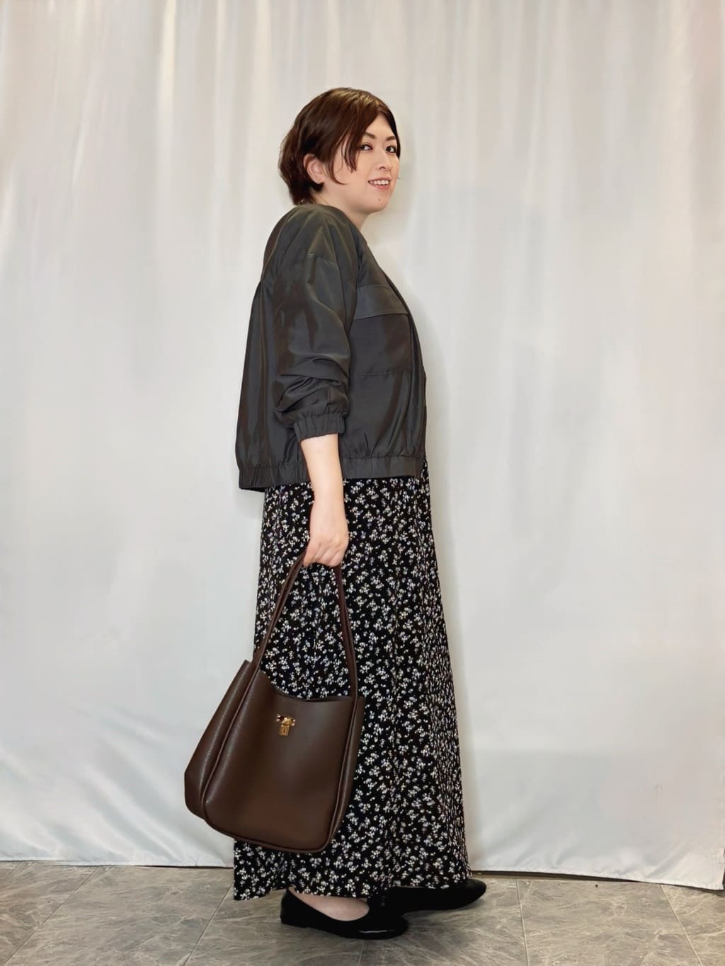 たみさんの「SHOO･LA･RUE｜【S-LL】寒暖差のある時期に 大人上品なシアーブルゾン」を使ったコーディネート
