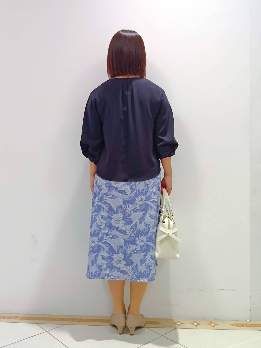 tomoさんの「Reflect｜◆【セットアップ可能】バックサテンブラウス」を使ったコーディネート