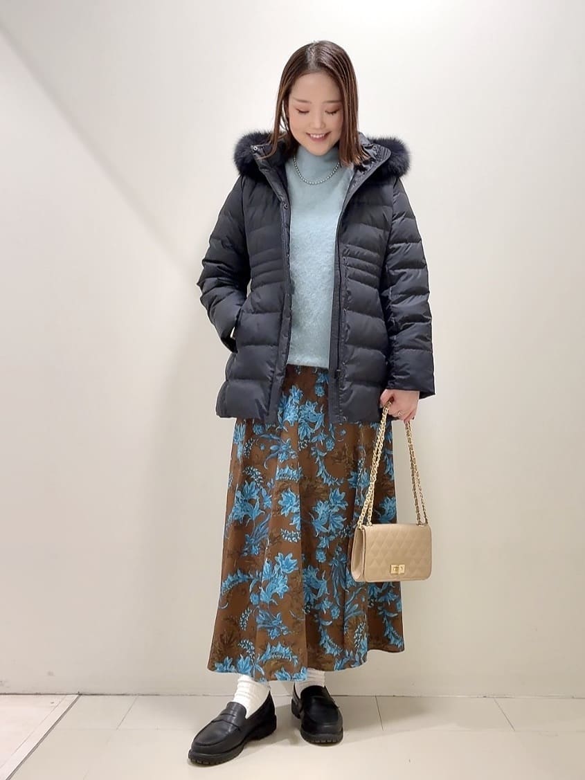 YUIさんの「UNTITLED｜【はっ水機能/フード取り外し可】ミディダウンコート」を使ったコーディネート