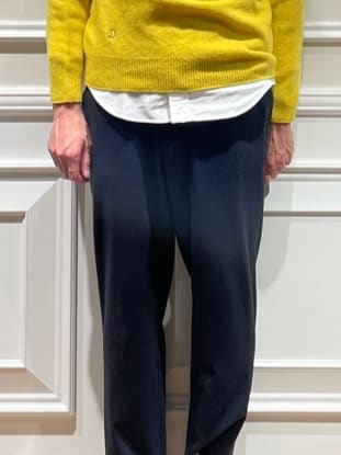 橋本さんの「DRESSTERIOR｜◆カシミヤブレンドフードニット」を使ったコーディネート