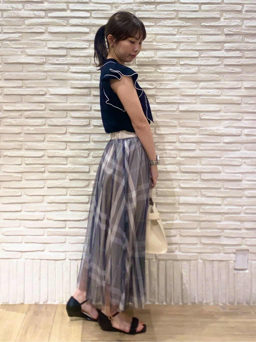KARENさんの「index｜フレアスリーブボウタイニット【洗濯機洗い可／接触冷感／抗ピル】」を使ったコーディネート