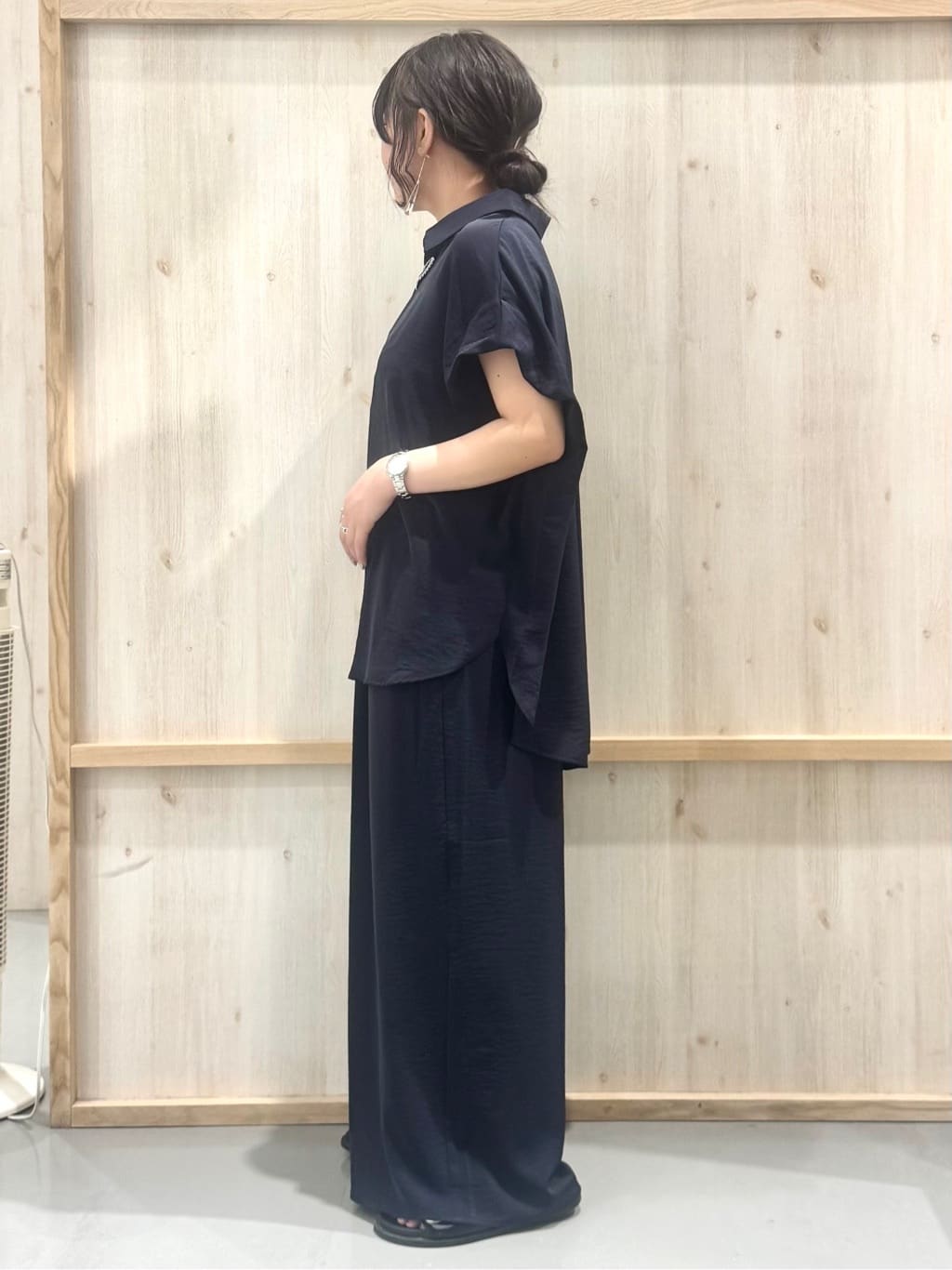 nanaさんの「THE SHOP TK｜コットンライクブラウス【接触冷感/洗濯機OK/UV/セットアップ可】」を使ったコーディネート