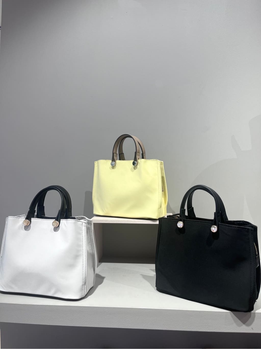 RISAさんの「ESPERANZA｜ダブルベルトメッシュパンプス」を使ったコーディネート