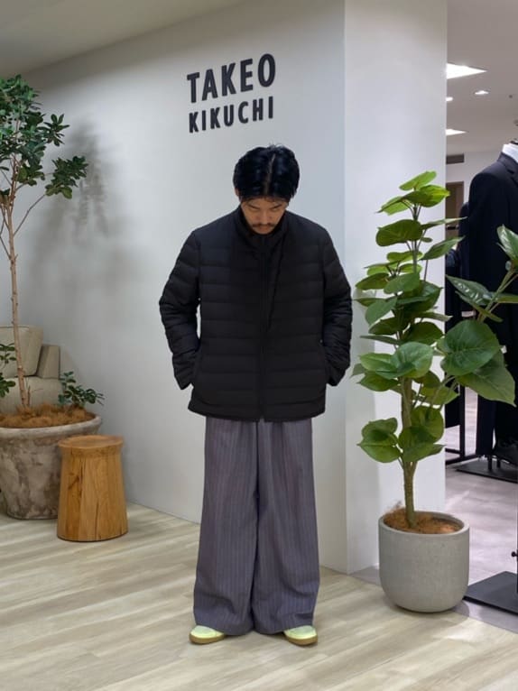 石井友也さんの「TAKEO KIKUCHI｜【3WAY】ドビー ダウンライナー付ブルゾン」を使ったコーディネート