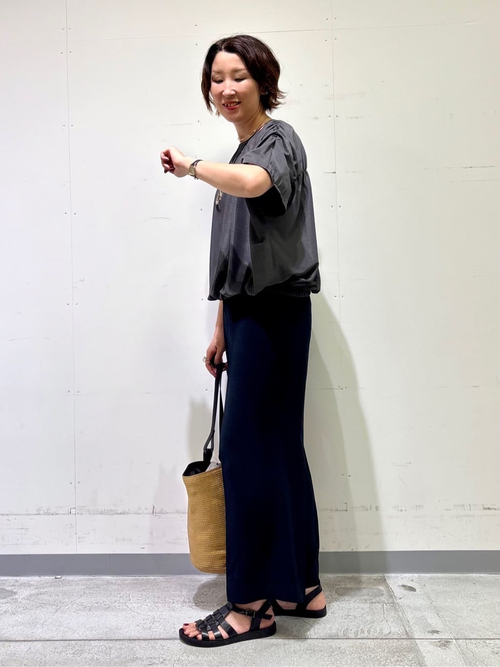 yuriさんの「INDIVI｜【着る日傘／遮熱／UVケア】ワイドパンツ」を使ったコーディネート