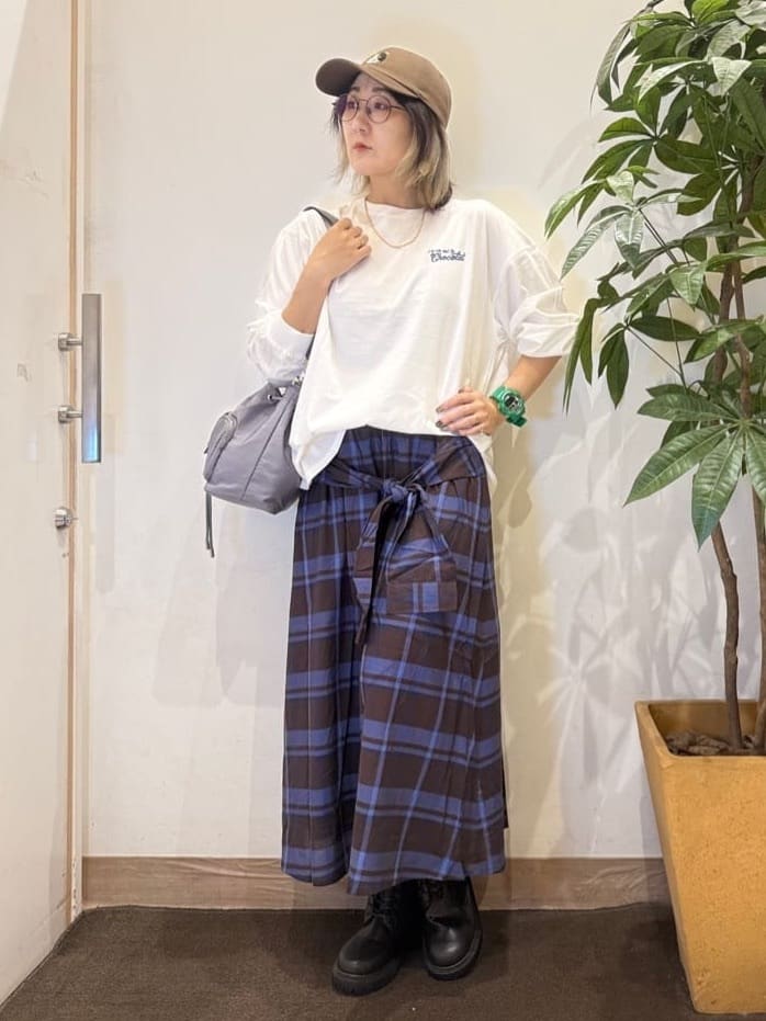 misakiさんの「SHOO･LA･RUE｜グラフィックアソート BIGロンT」を使ったコーディネート