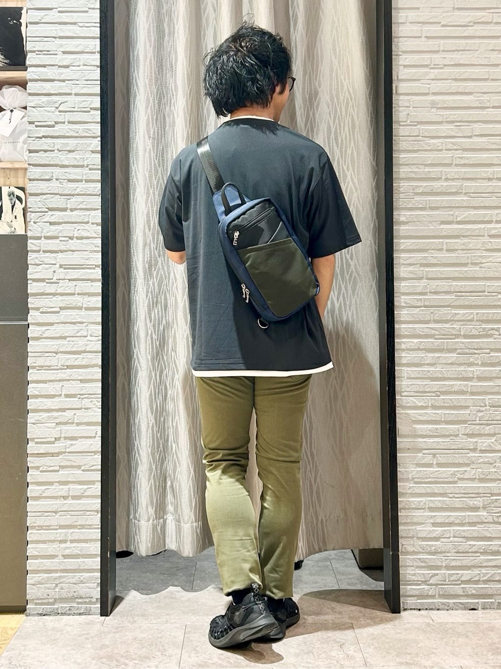 KENJI Iさんの「THE SHOP TK｜楊柳フェイクレイヤード半袖Tシャツ 【吸水速乾/毛玉になりにくい/洗濯機OK】」を使ったコーディネート