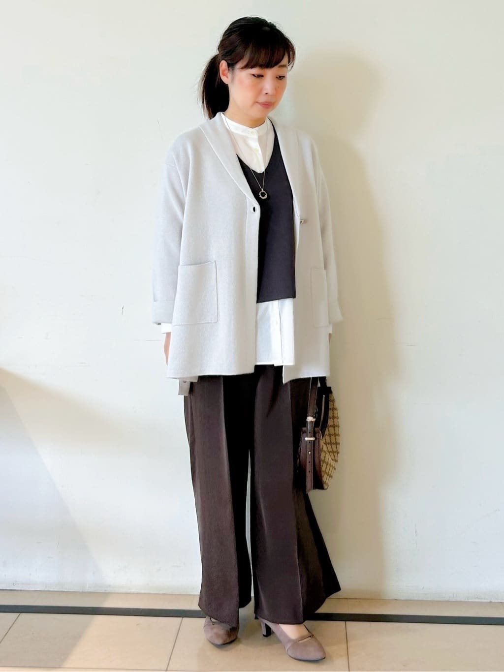 ひーさんの「Reflect｜【さらっと一枚で決まる／重ね着にもおすすめ◎】タックスリーブシャツブラウス」を使ったコーディネート