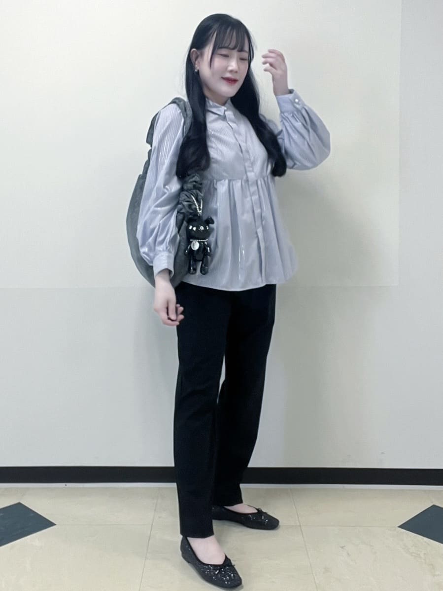 Hitomiさんの「index｜《丈が選べる》ストレッチテーパードパンツ／セットアップ対応【洗濯機OK／イージーアイロン】」を使ったコーディネート