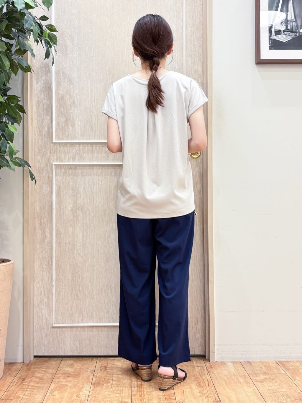 なみさんの「SHOO･LA･RUE｜【着丈選べる】触れる度ひんやり ゆるきれい イージーワイドパンツ」を使ったコーディネート