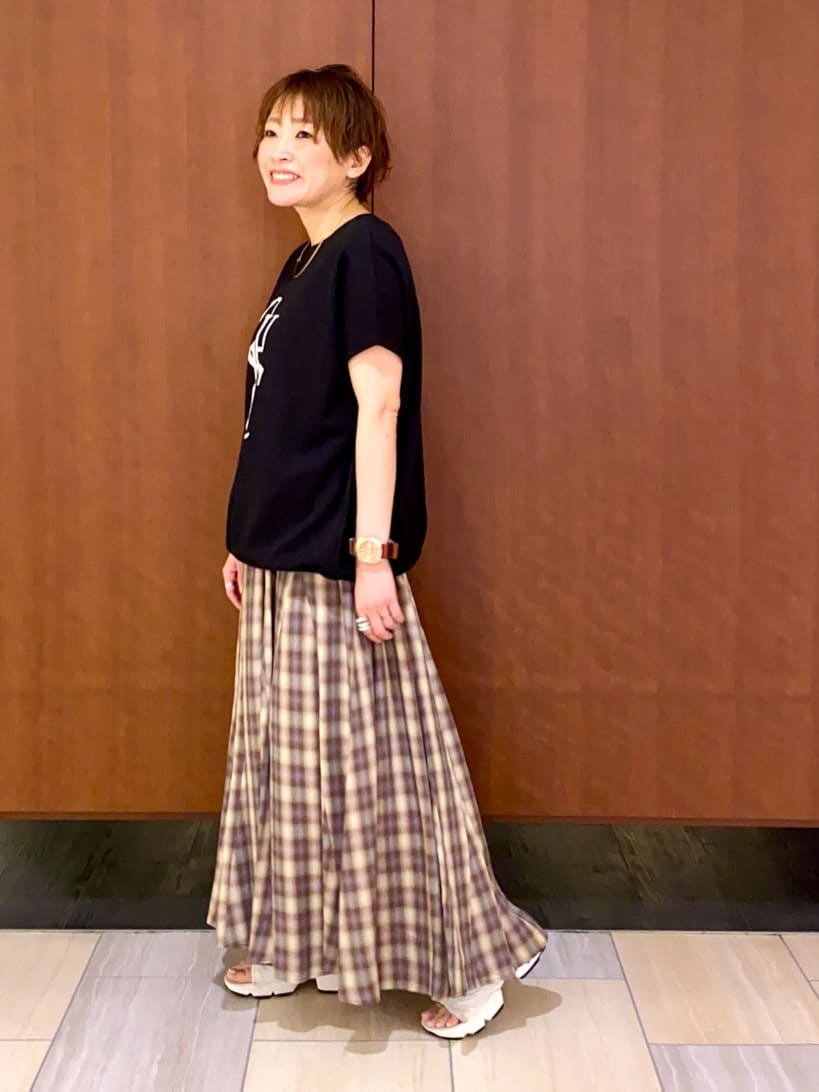 mari_831さんの「UNTITLED｜【CHIGNON】別注 ミニ裏毛フレンチスリーブプルオーバー」を使ったコーディネート