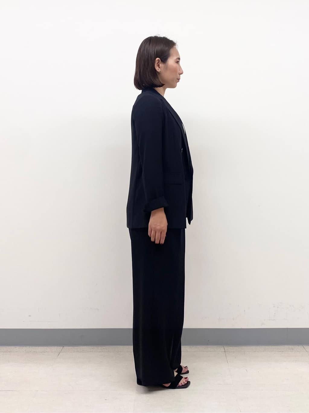 YUKARIさんの「INDIVI｜【軽く羽織れる！】ダブルジャケット」を使ったコーディネート