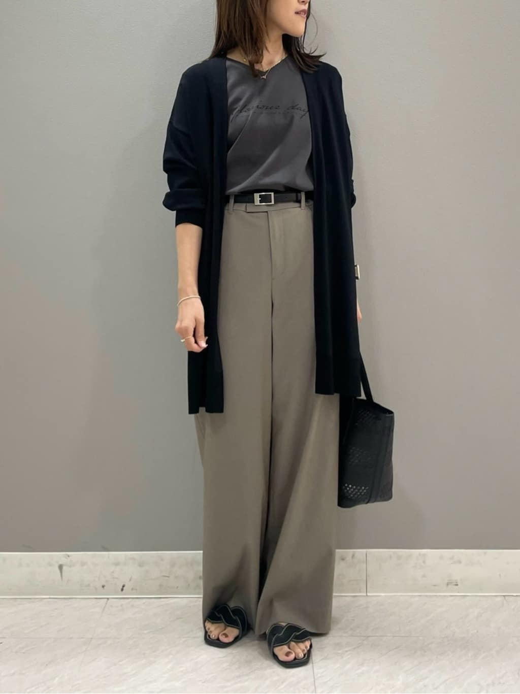 riiさんの「INDIVI｜◆【日本製/通勤】ベーシックマニッシュスーツベルト」を使ったコーディネート