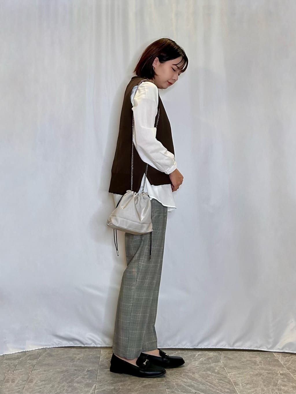 ネリさんの「SHOO･LA･RUE｜【高レビュー/SS-LL/美脚シルエット】すっきりきれい見え テーパードパンツ」を使ったコーディネート