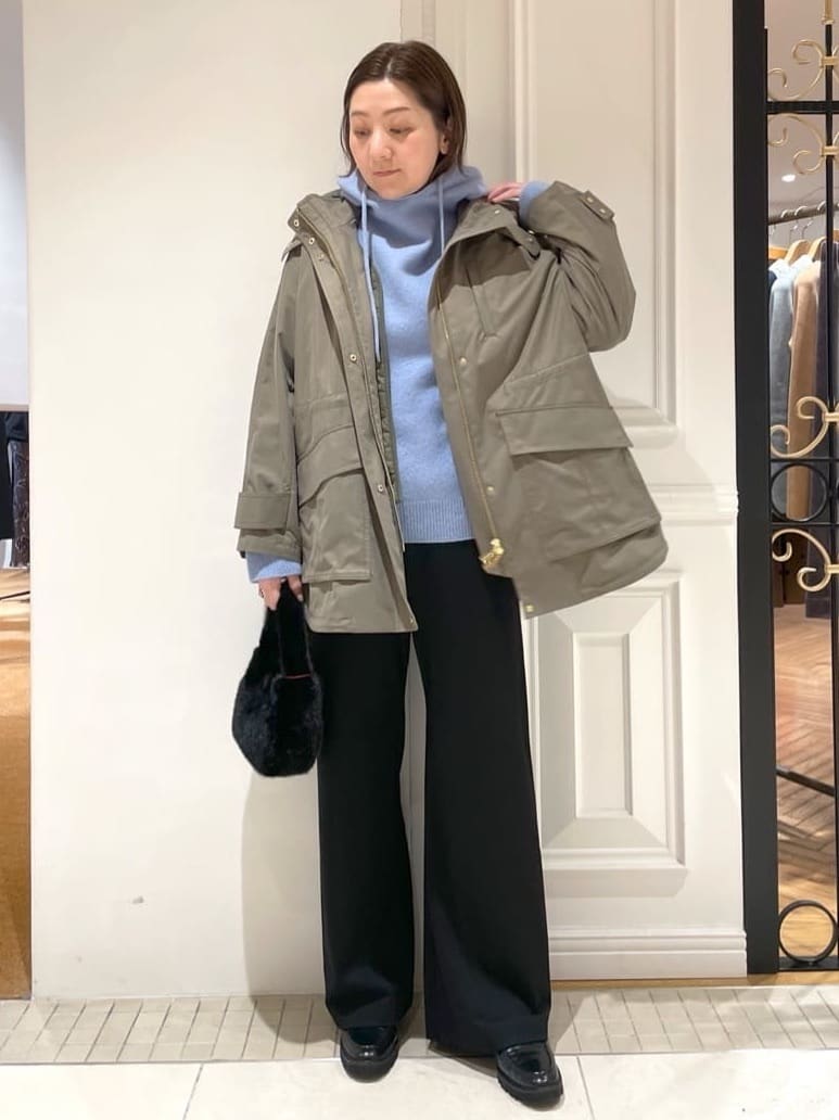 makiさんの「DRESSTERIOR｜カシミヤブレンドフードニット」を使ったコーディネート