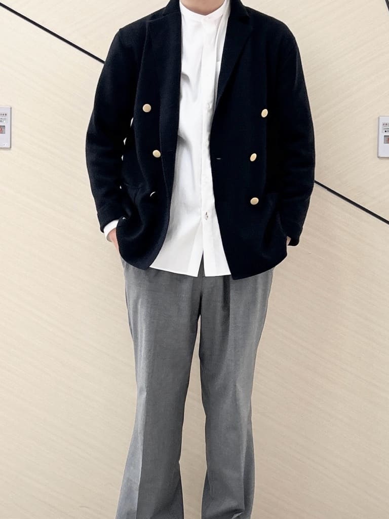 千葉亮太さんの「DRESSTERIOR｜ダブルブレスト ニットジャケット」を使ったコーディネート
