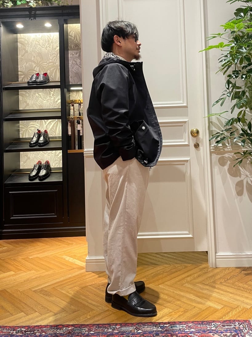 鶴田大士さんの「DRESSTERIOR｜【撥水加工/Safari5月号掲載】ローファー」を使ったコーディネート