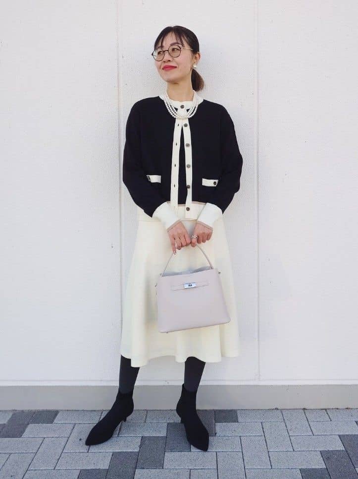 MUTSUKOさんの「UNTITLED｜【アンサンブル可/ジャケット風】ウールミラノリブカーディガン」を使ったコーディネート
