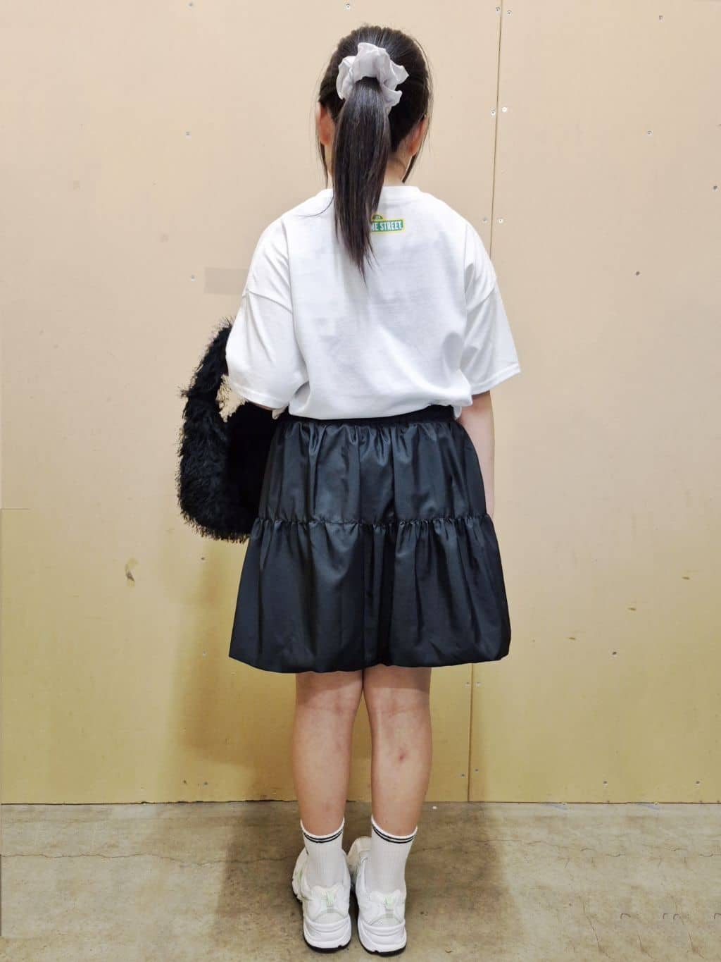 ひさえさんの「THE SHOP TK｜【110-160】セサミストリートTシャツ／親子リンク」を使ったコーディネート