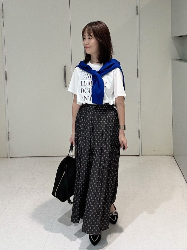 makiさんの「UNTITLED｜【アンサンブル可/薄手】ベーシッククルーネックカーディガン」を使ったコーディネート