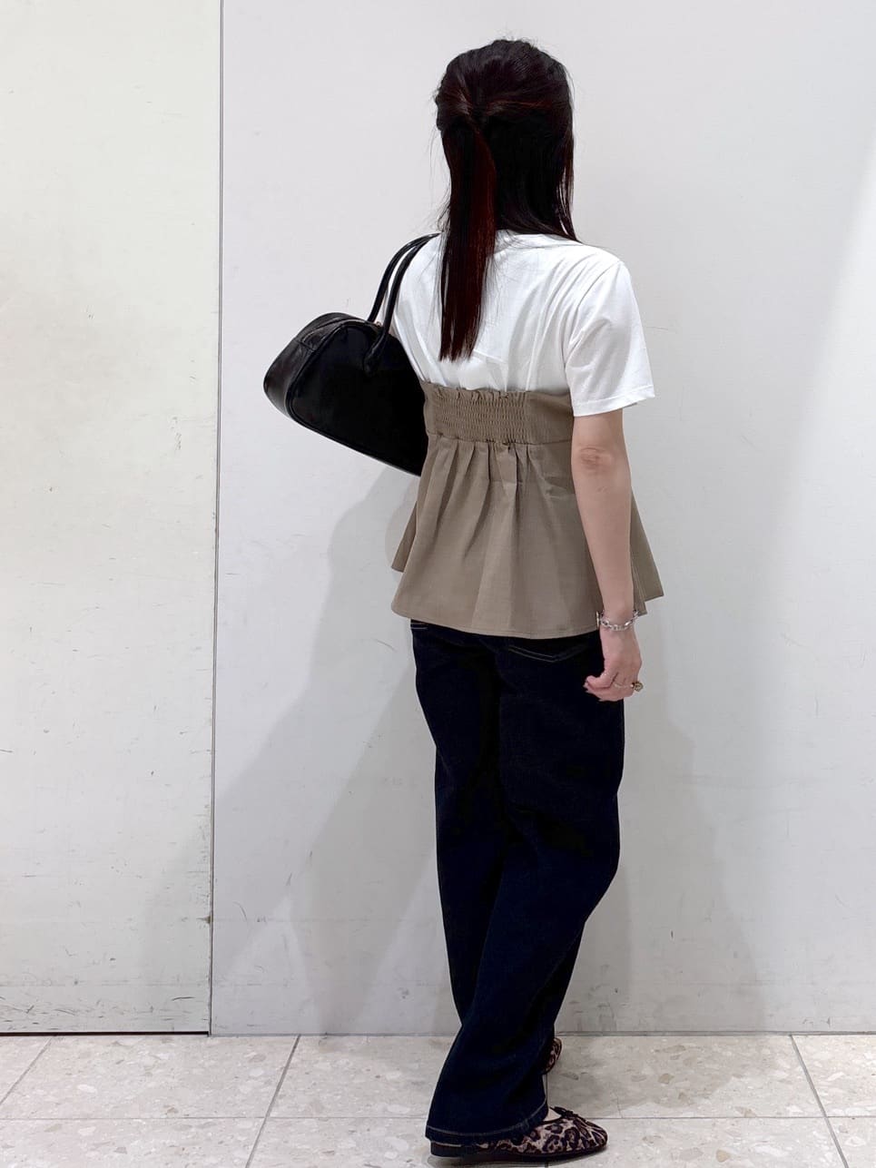 mameさんの「OPAQUE.CLIP｜タックビスチェドッキングカットソー【洗濯機洗い可】」を使ったコーディネート