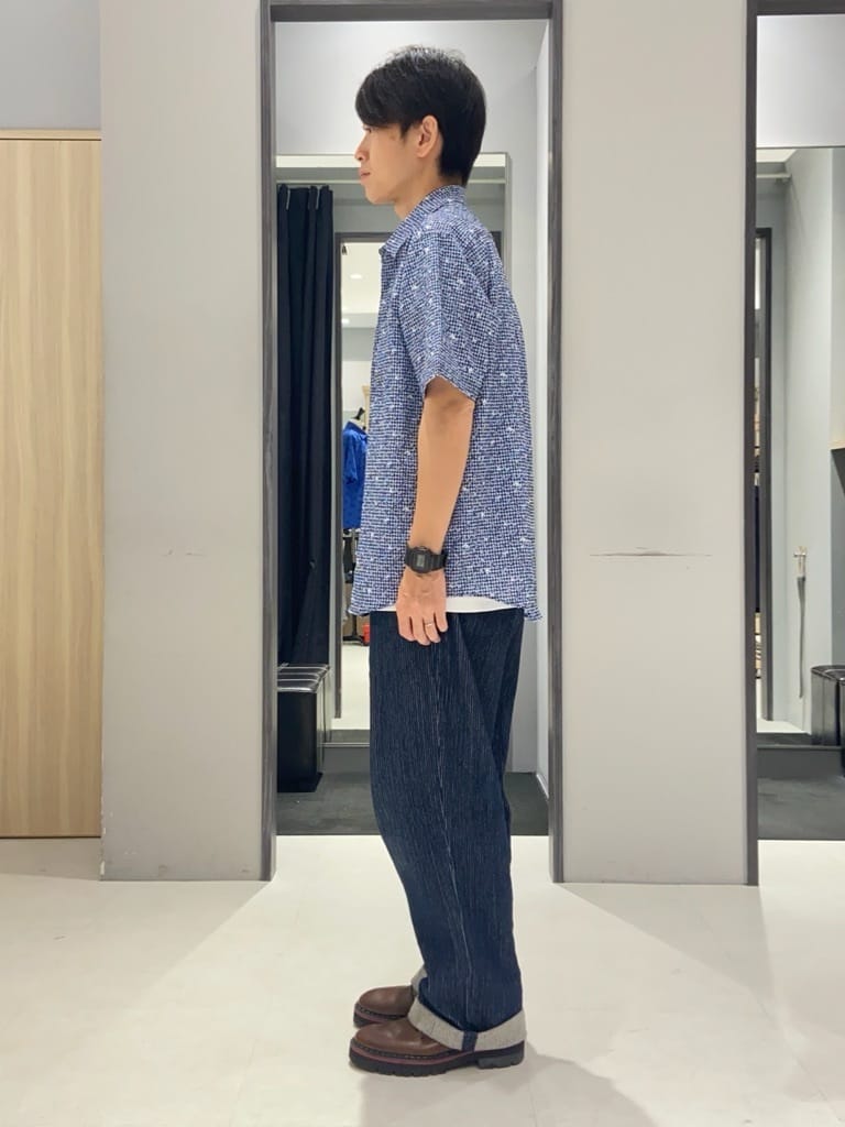 わいずみさんの「TAKEO KIKUCHI｜【撥水】ライトウェイト トートバッグ」を使ったコーディネート