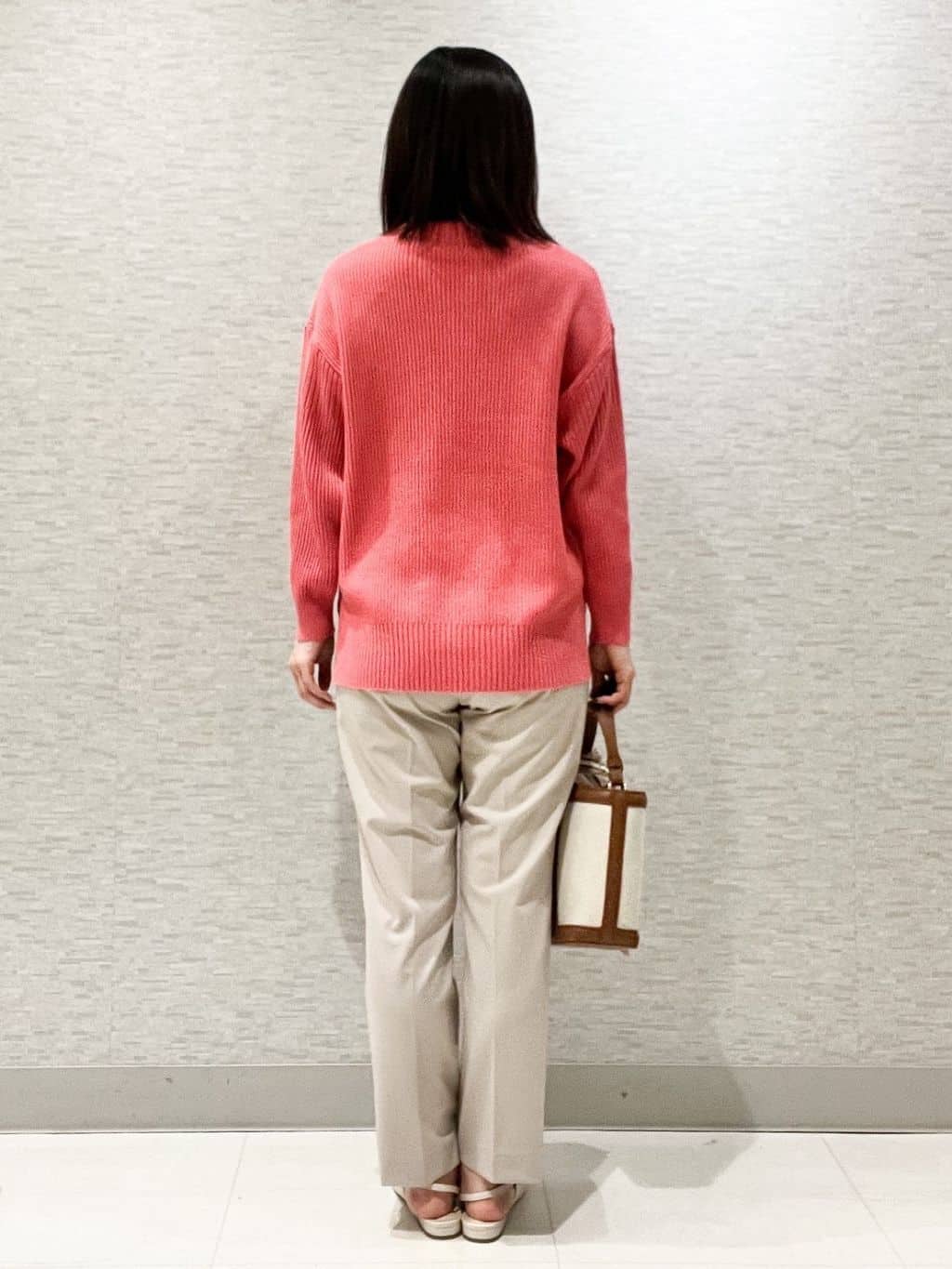 marikoさんの「Reflect｜【腰周りカバー／長め丈】モックネックニットプルオーバー」を使ったコーディネート