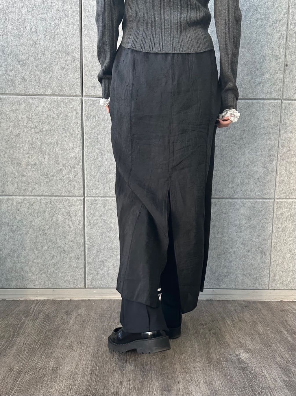 harunaさんの「CODE A｜pencil sheer skirt」を使ったコーディネート
