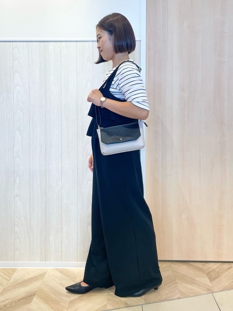 tomoさんの「SHOO･LA･RUE｜【S-LL】女性らしさ漂うハートネック テレコ5分袖トップス」を使ったコーディネート