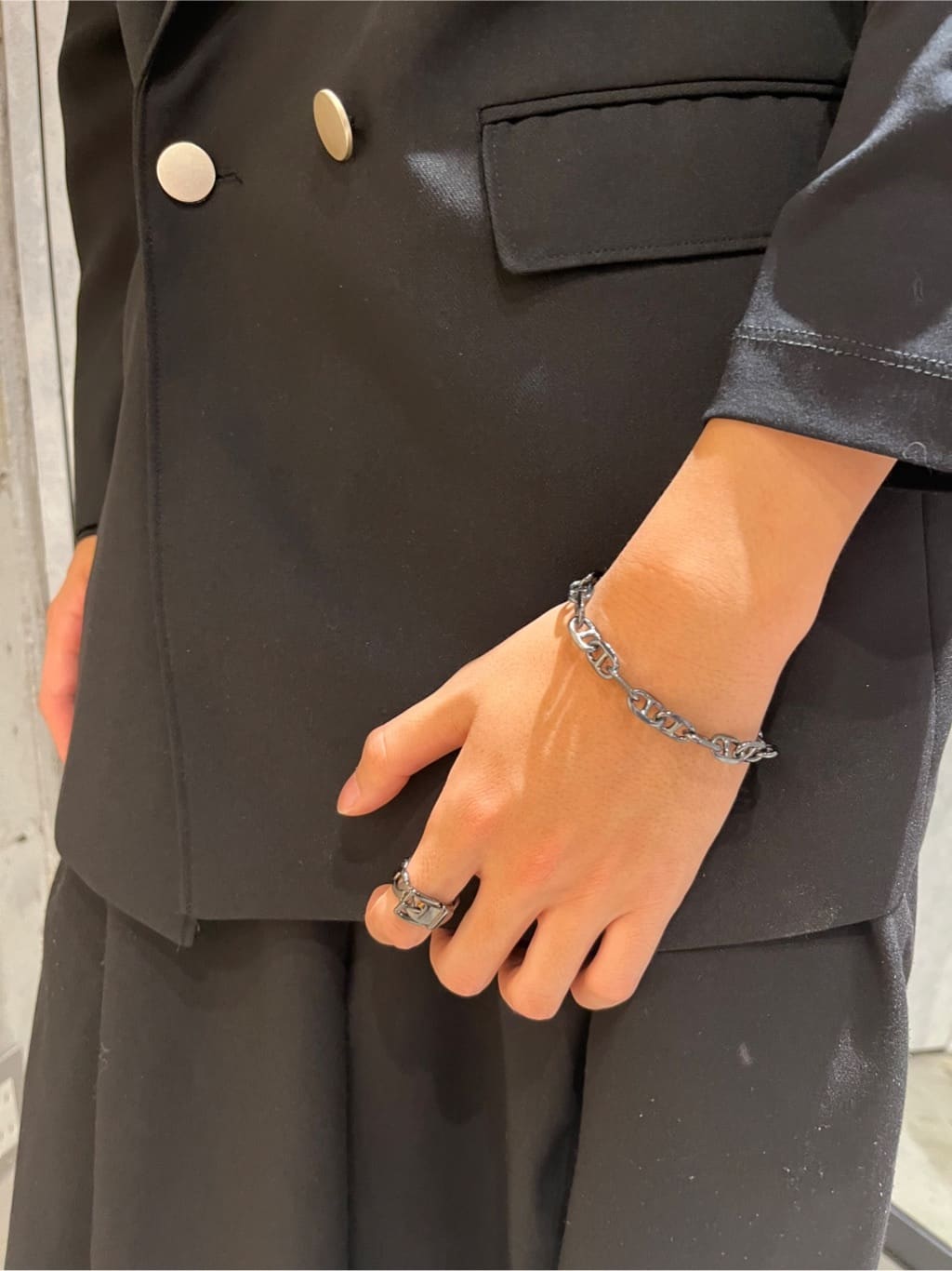 ゆーさんさんの「tk.TAKEO KIKUCHI｜ANCHOR CHAIN BRACELET / アンカーチェーンブレスレット」を使ったコーディネート