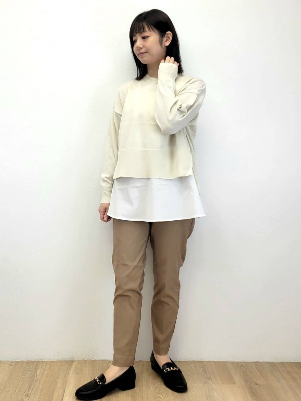 LISAさんの「OPAQUE.CLIP｜《ツインセット》リラクシーサイドスリットニット&times;ドッキングタンク【洗濯機洗い可】」を使ったコーディネート