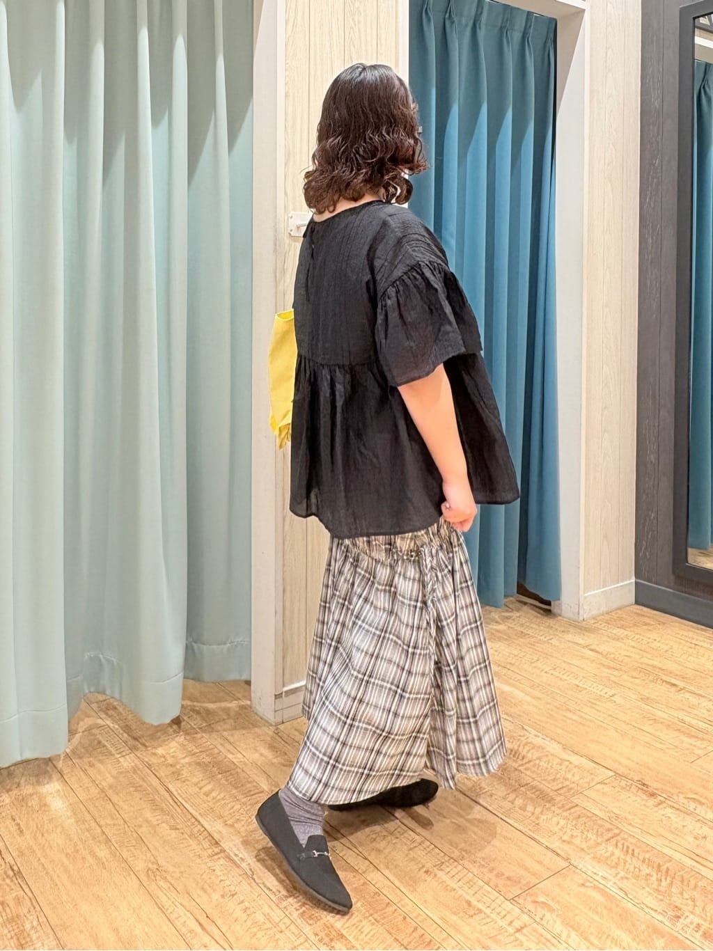 砂糖さんの「SHOO･LA･RUE｜【S-LL】シルエットが変えられる チェック柄リボンフレアスカート」を使ったコーディネート
